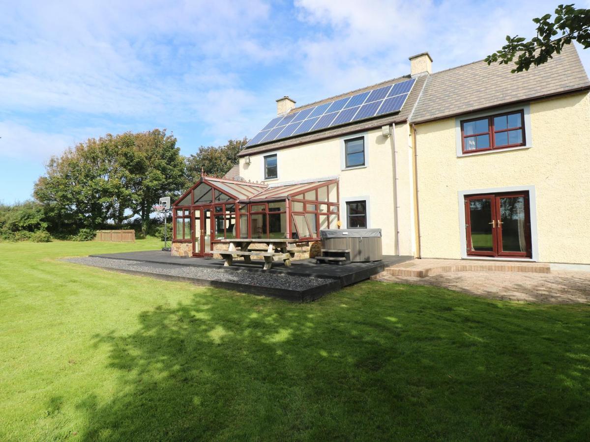 Mountain Farm Villa Haverfordwest Exterior photo